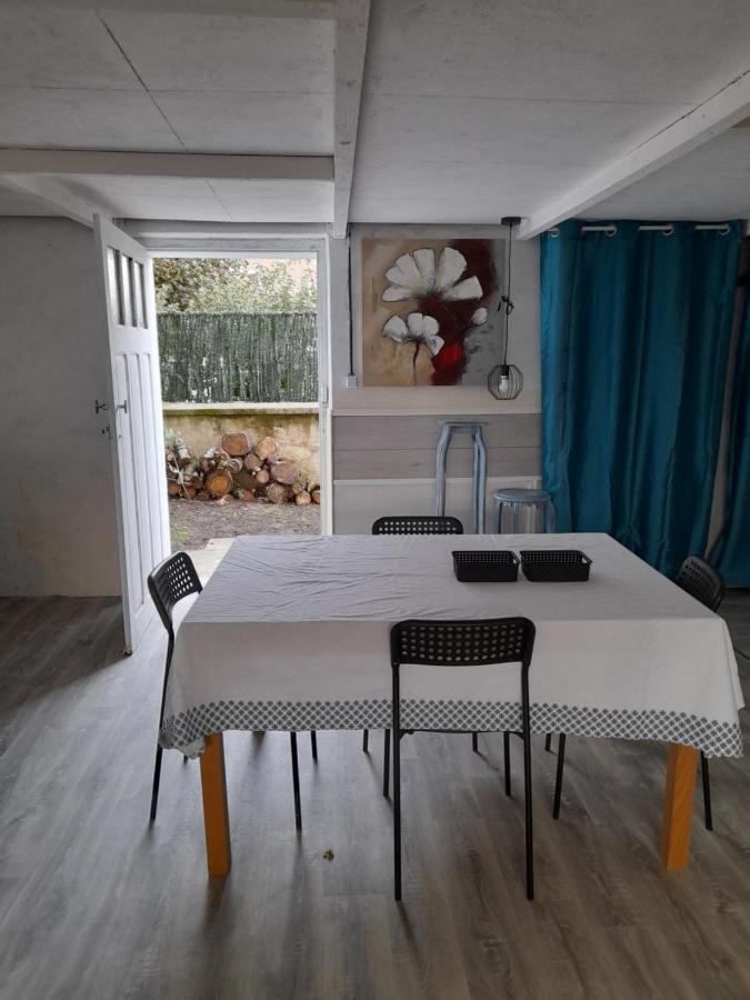 Maison d'hôtes Smith Cosy à Châteaumeillant Extérieur photo